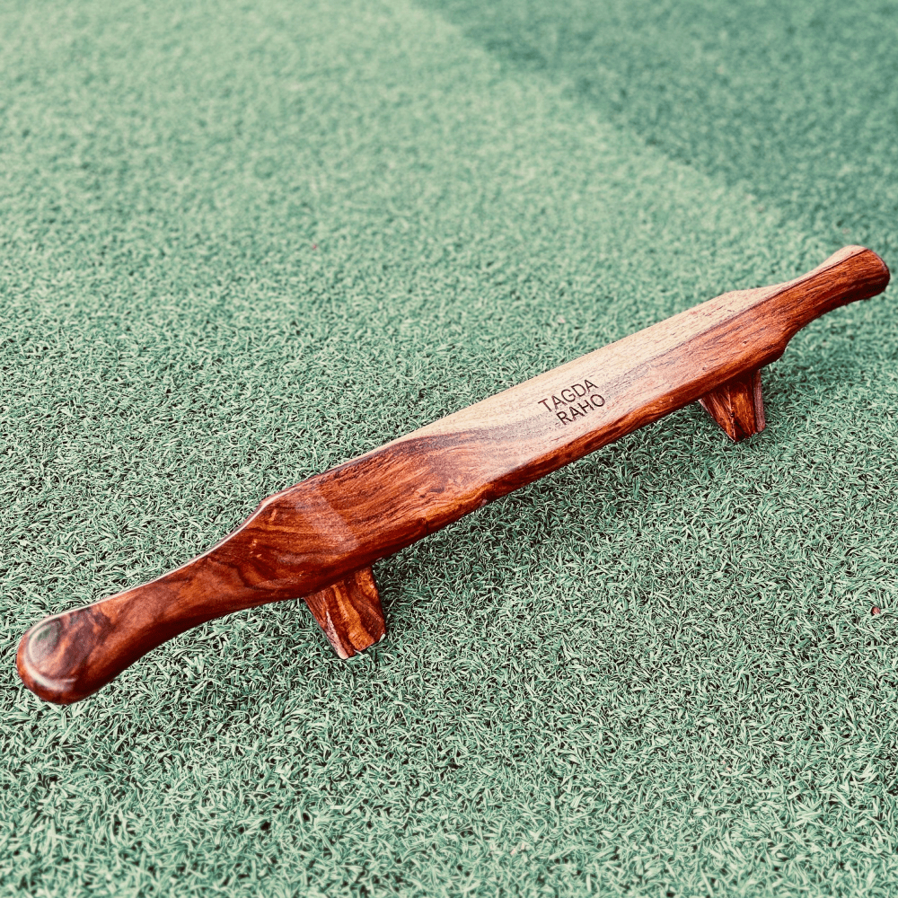 Classic Sheesham Shena Board - Tagda Raho