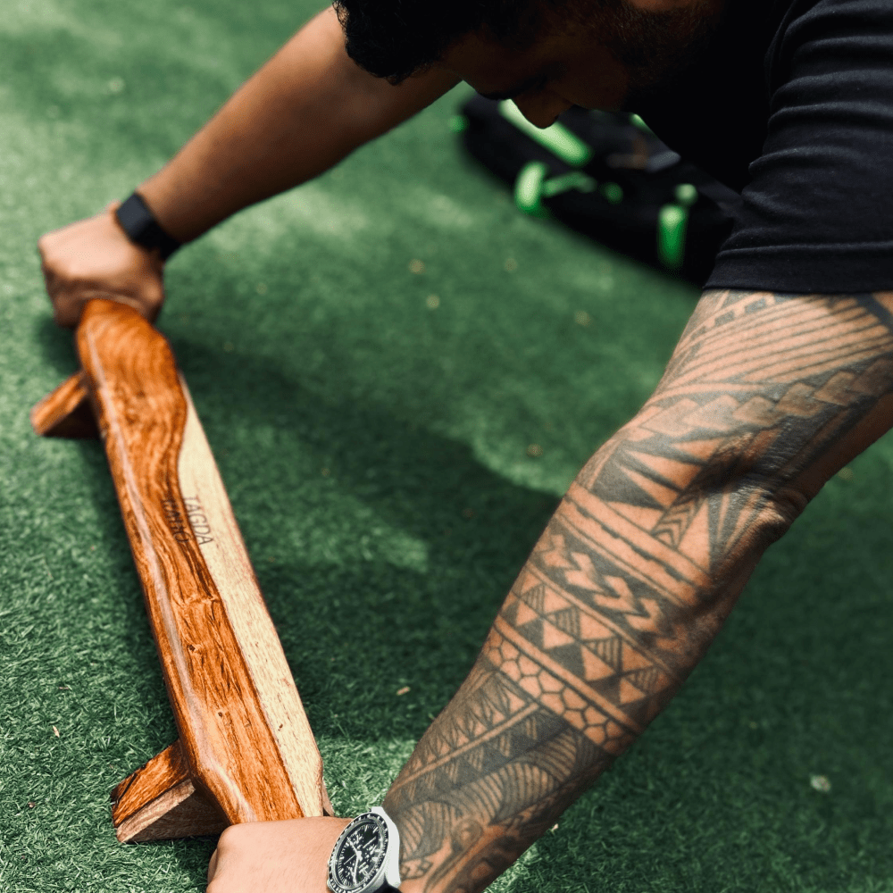 Daily Strength Kit - 4 Kg Gada + Sheena Push - up Board - Tagda Raho