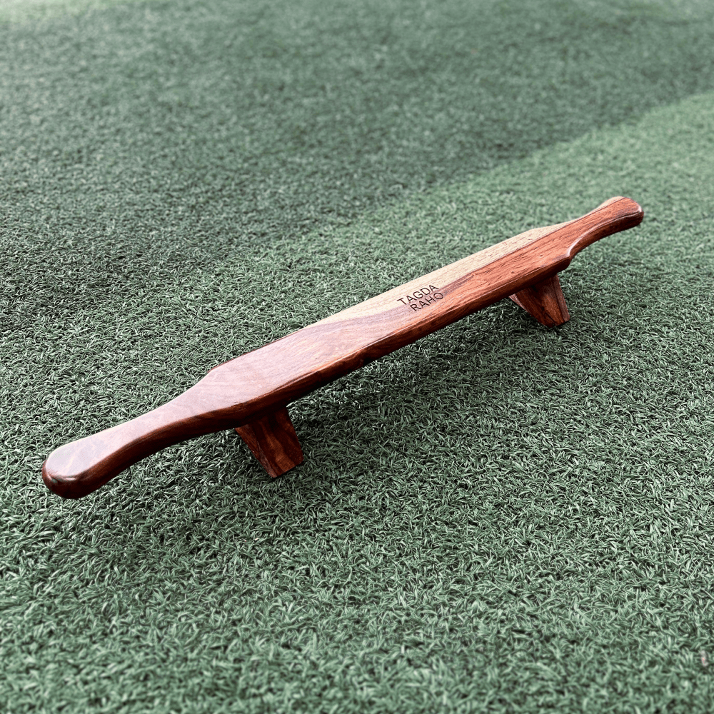 Classic Sheesham Shena Board - Tagda Raho